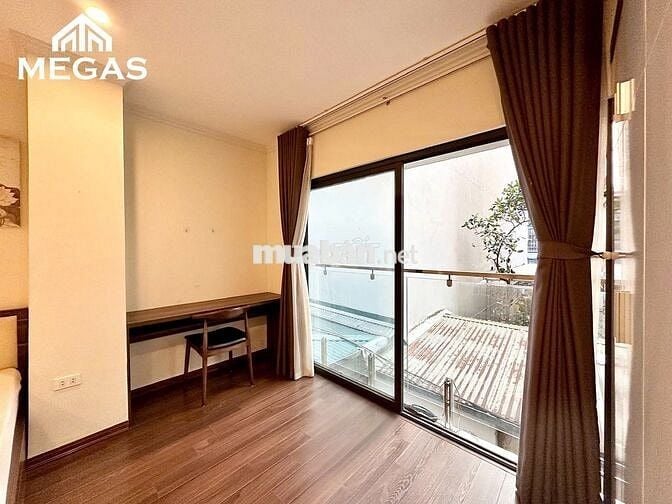 CĂN HỘ 2N1K BAN CÔNG FULL ĐỒ NGAY ĐƯỜNG LỚN VÕ CHÍ CÔNG - TÂY HỒ