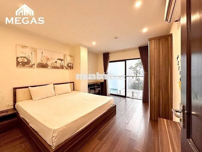CĂN HỘ 2N1K BAN CÔNG FULL ĐỒ NGAY ĐƯỜNG LỚN VÕ CHÍ CÔNG - TÂY HỒ