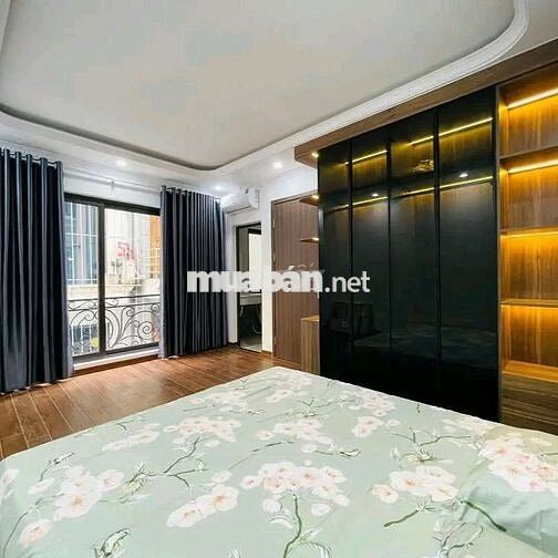 Hồ Tùng Mậu - 36m2 nở hậu - 5 tầng đẹp lung linh giữa phố chỉ 8 tỷ