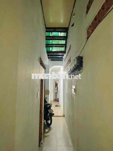MT ĐÔNG HỒ, Phường 8, TÂN BÌNH, sát NGÃ 4 LẠC LONG QUÂN, (5,2x16)