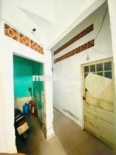 MT ĐÔNG HỒ, Phường 8, TÂN BÌNH, sát NGÃ 4 LẠC LONG QUÂN, (5,2x16)