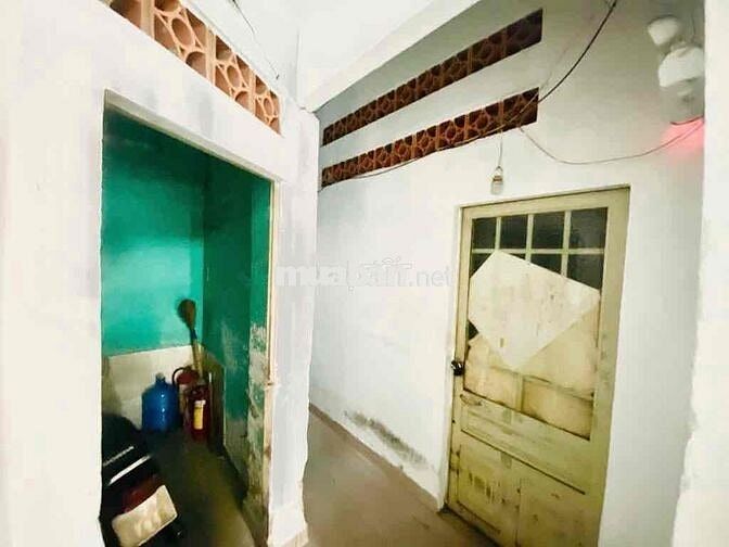 MT ĐÔNG HỒ, Phường 8, TÂN BÌNH, sát NGÃ 4 LẠC LONG QUÂN, (5,2x16)