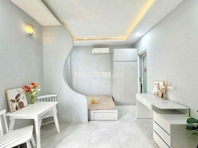 🔥 Trống Lại Mã Siêu Hot – Ngay Chân Cầu Nguyễn Văn Cừ, Quận 1 🔥