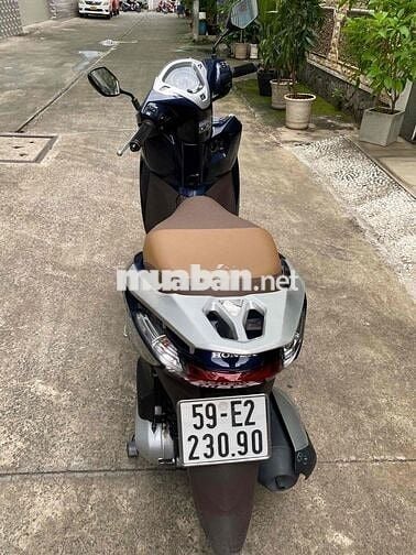 lead 4 van 2023–3 ngàn km 9 chủ kí