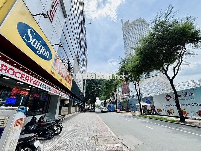 🏢 Nhà KHU PHỐ NHẬT LÊ THÁNH TÔN Q1 – MẶT TIỀN SIÊU LỚN NGANG 12M