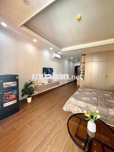 Phòng 35m2_Studio ban công, bếp xa giường,MG riêng_47 Bùi Đình Tuý,BT