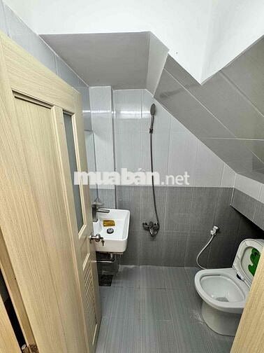 Nhà hiện hũu 3m*9m 2 lầu 4 phòng 3 Wc phường16 Quận 8