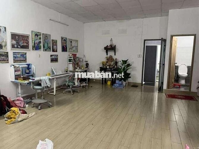 Bán nhà mặt phố Cộng Hòa, 5.9x15, 3 tầng khu VIP ngay  Lăng Cha Cả