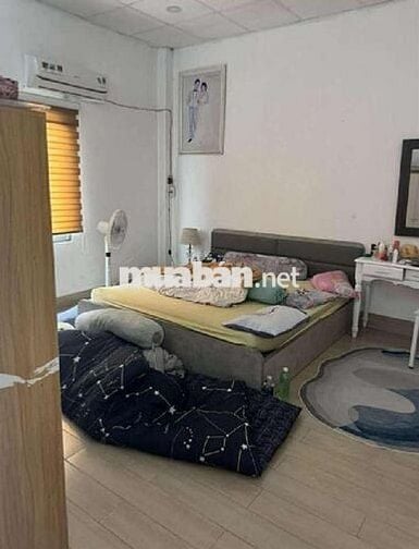 Bán nhà mặt phố Cộng Hòa, 5.9x15, 3 tầng khu VIP ngay  Lăng Cha Cả