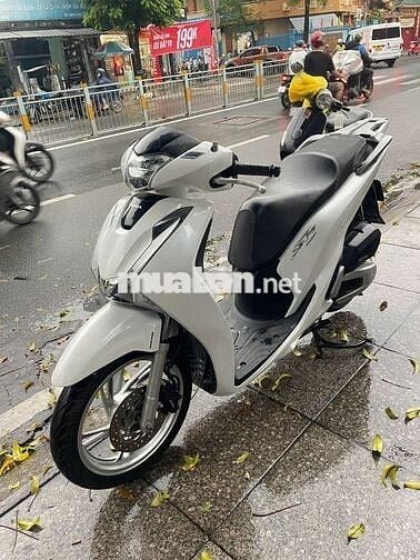 Honda SH 150 2018 mới 90% Bstp chính chủ