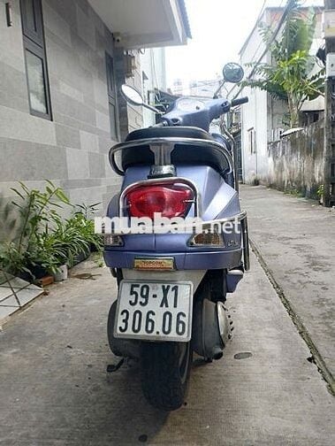 Chính chủ bán Xe VESPA LX125 - 2012 trắng