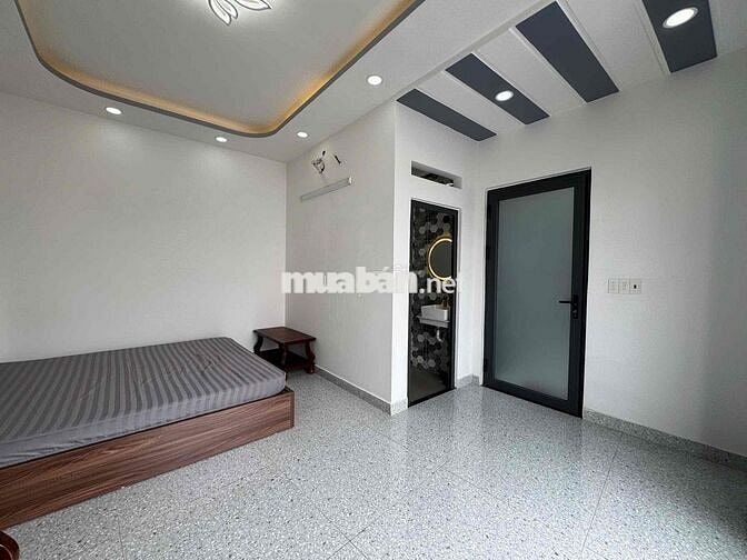 STUDIO BAN CÔNG THOÁNG MÁT NGAY THỐNG NHẤT - NGUYỄN VĂN LƯỢNG