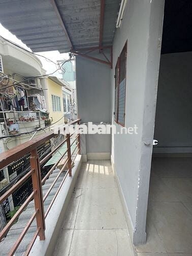 BÁN NHÀ 2 TẦNG GIÁ SIÊU TỐT SAU LƯNG MẶT TIỀN 24M² (3x8M) GIÁ 3.35T TL