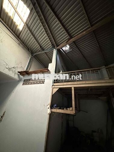 chính chủ cho thuê nguyên căn - đối diện bến xe miền tây- dài 35m