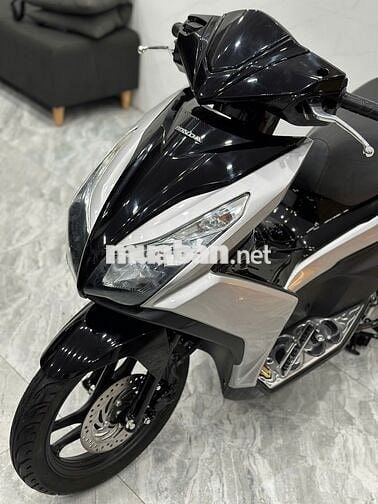 Xe máy Honda Air Blade 2013 màu đen bạc