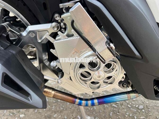 Vario 125 đk 5/2025 full kiểng như mới.