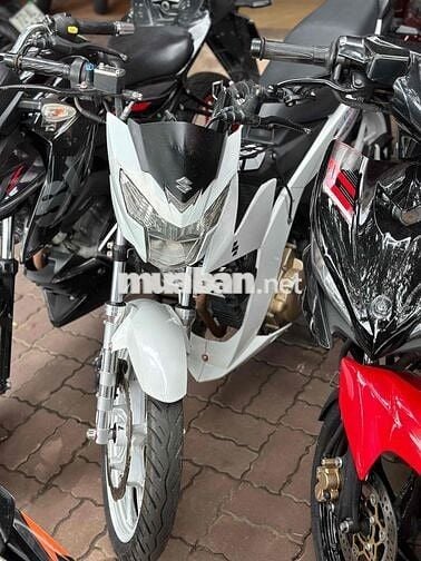 SH 125 ABS 2019 Hàng bỏ mẫu màu trắng Ngọc Trinh