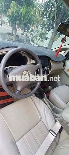 Toyota Innova 2010 G - 126000 km