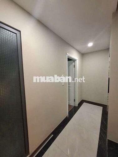 Bán nhà Bồ Đề,gara ô tô,thang máy,DT 50m 6 tầng,Mt 4,2m.Giá chỉ 14,5tỷ