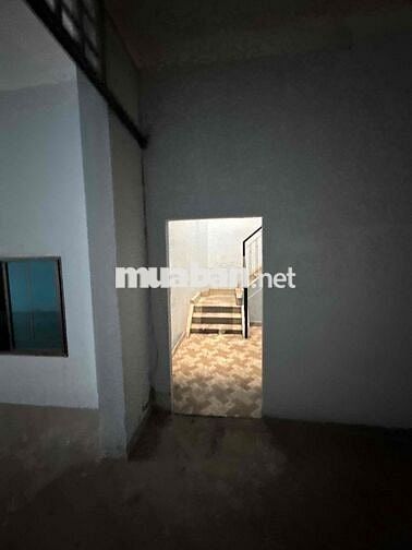 chính chủ cho thuê nguyên căn - đối diện bến xe miền tây- dài 35m