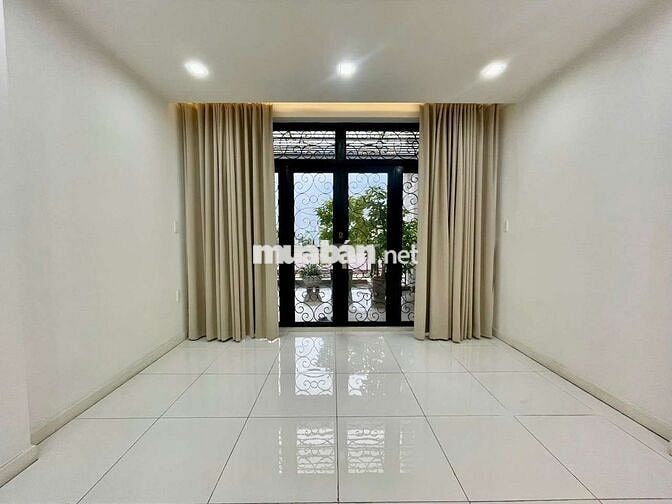 Nhà 3 lầu nguyễn văn lượng 4PN 4WC CÓ NỘI THẤT