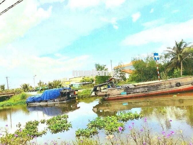 Quá rẻ, 390tr sở hữu 500m2 đất vườn view kênh cực đẹp