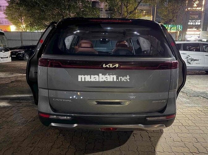 🎇🎇Kia Carnival 2024 Signature 2.2D lướt 🎇🎇