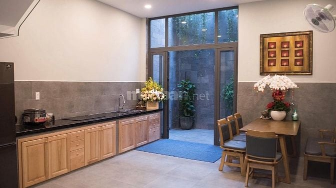 BÁN NHÀ NGỘP - 100M2 - 5.6 TỶ TL  - 2 TẦNG BTCT - GIÁP BÌNH THẠNH 