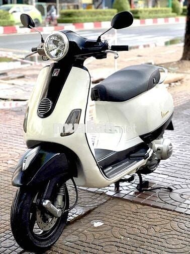 -Vespa Lx 125 Máy Zin Êm Mạnh Xe Sạch Đẹp