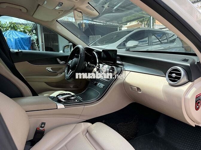 Mercedes Benz C Class 2019 C 200 - 111111 km