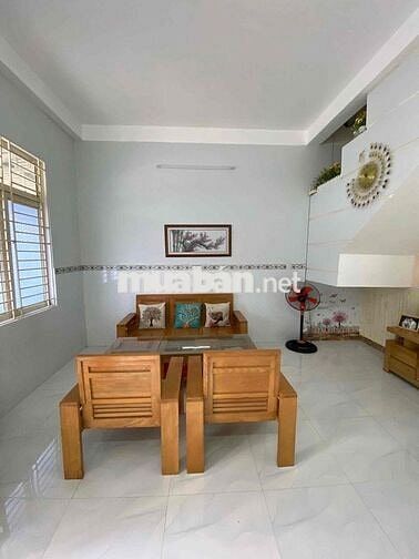 CHO THUÊ NHÀ TRỆT LẦU FULL NT KDC HOÀNG QUÂN