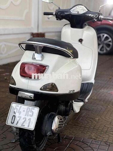 -Vespa Lx 125 Máy Zin Êm Mạnh Xe Sạch Đẹp