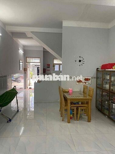 CHO THUÊ NHÀ TRỆT LẦU FULL NT KDC HOÀNG QUÂN
