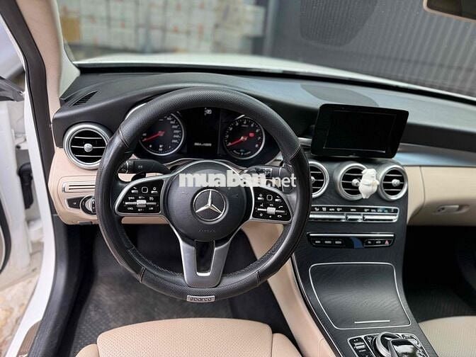 Mercedes Benz C Class 2019 C 200 - 111111 km