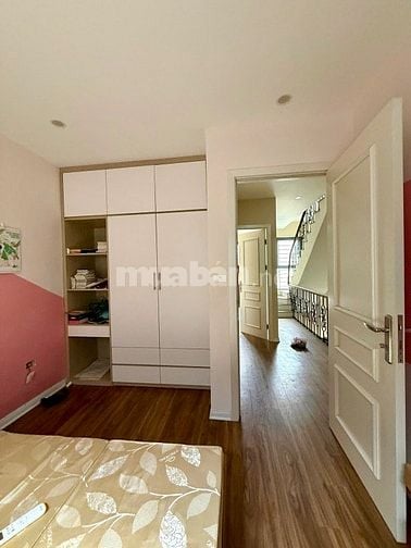 giảm 1 tỷ giá đầu tư Phố Ngọc Lâm 4 tầng Gara oto dt 55m2 mt 5m 11.x
