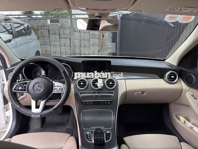 Mercedes Benz C Class 2019 C 200 - 111111 km