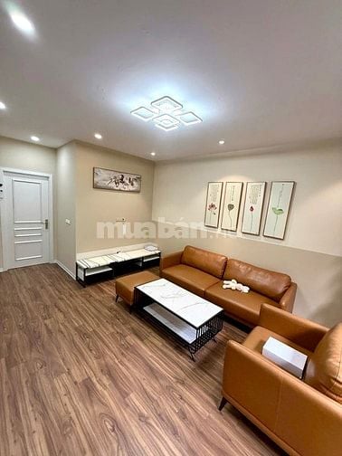 giảm 1 tỷ giá đầu tư Phố Ngọc Lâm 4 tầng Gara oto dt 55m2 mt 5m 11.x