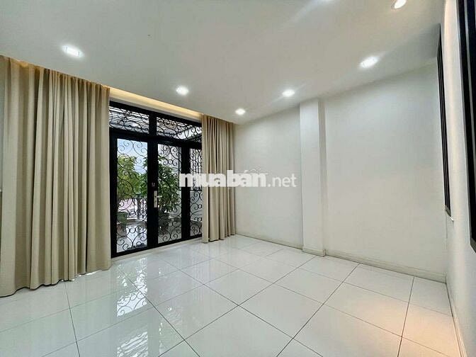Nhà 3 lầu nguyễn văn lượng 4PN 4WC CÓ NỘI THẤT