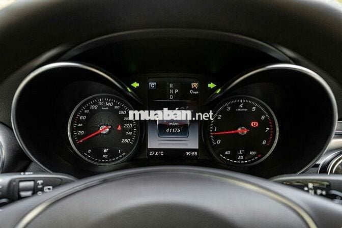 Mercedes Benz GLC 2019 200 - 30000 km