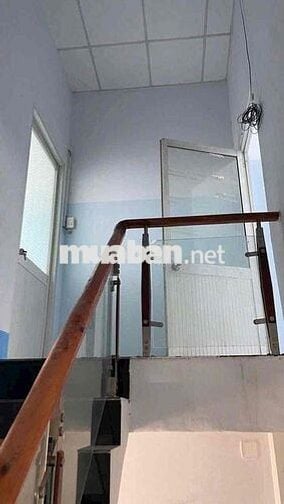 Cho thuê nhà lầu nguyên căn có: 3pn gần trường Nguyễn Thị Minh Khai