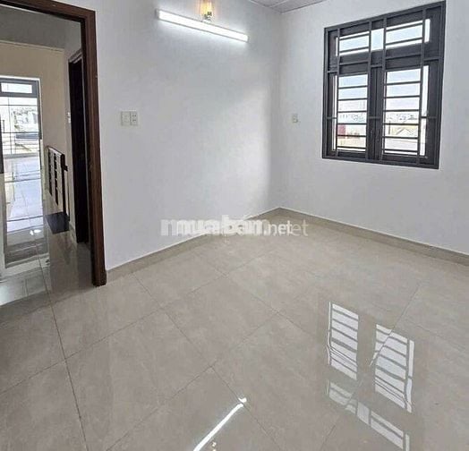 Nhà LÊ VĂN QUỚI [4x14, 3 lầu, 5pn, 5toilet] 15,5tr/tháng