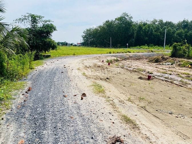 Đất thổ cư, sổ sẵn, đường thông. Ngay KCN Phước Đông. 310tr 