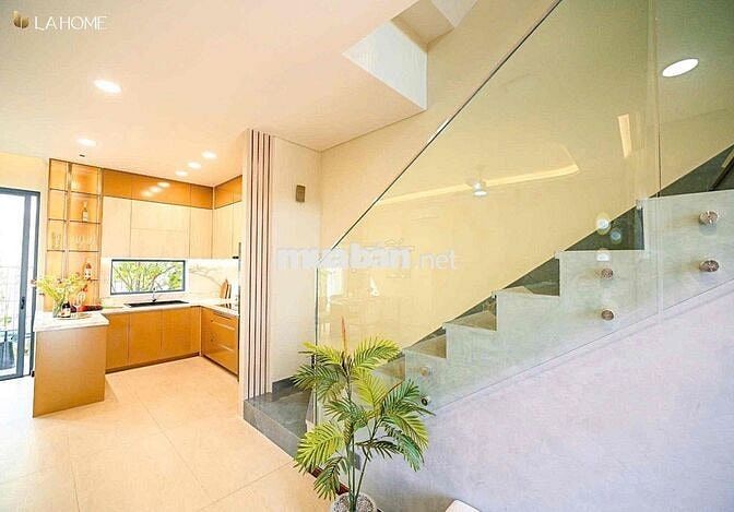 Bán nhà dự án bao gồm đất và nhà hoàn thiện tại dự án LA HOME Long An
