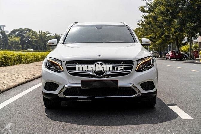 Mercedes Benz GLC 2019 200 - 30000 km