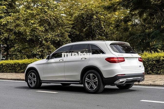 Mercedes Benz GLC 2019 200 - 30000 km