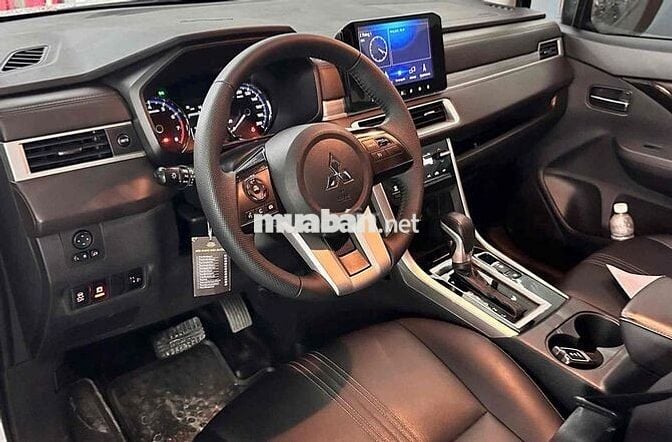 Xpander 2024 Premium. Trả trước 190tr nhận xe