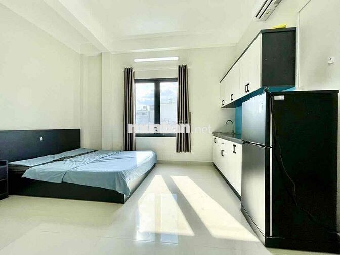 CHO THUÊ PHÒNG FULL NỘI THẤT 35m2, CỬA SỔ LỚN NGAY TẠI CHU VĂN AN