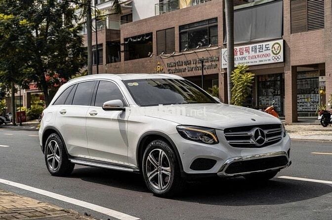Mercedes Benz GLC 2019 200 - 30000 km