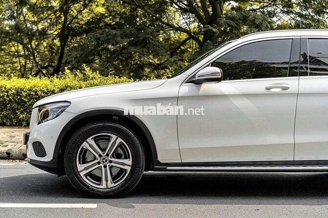 Mercedes Benz GLC 2019 200 - 30000 km