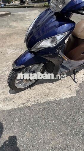 Xe vision 2014 biển TPHCM, không chính chủ.